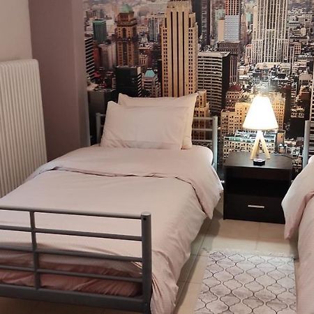 Home Sweet Home In Sykies Tesalonika Bagian luar foto
