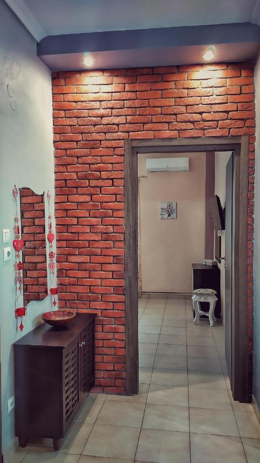 Home Sweet Home In Sykies Tesalonika Bagian luar foto